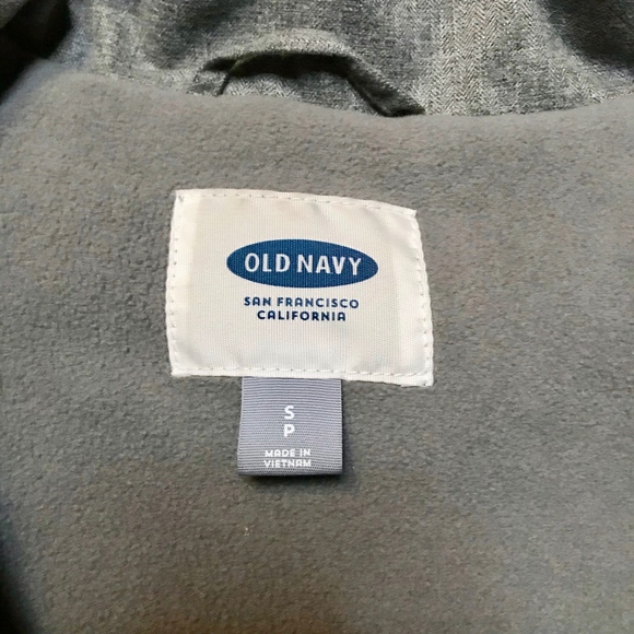Old Navy Gray Puffer Vest - Picture 3 of 4